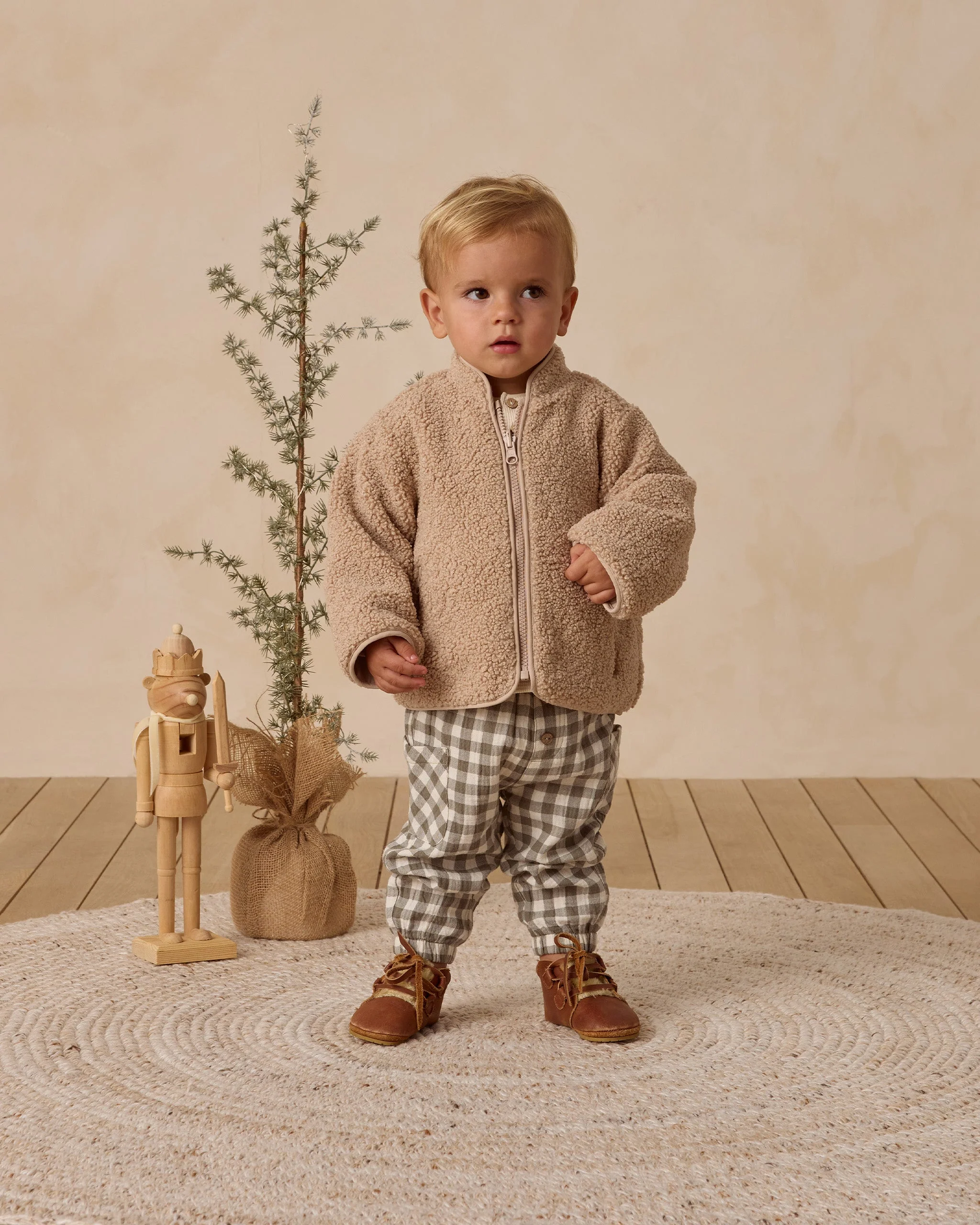 Luca Pant || Forest Check - Image 3