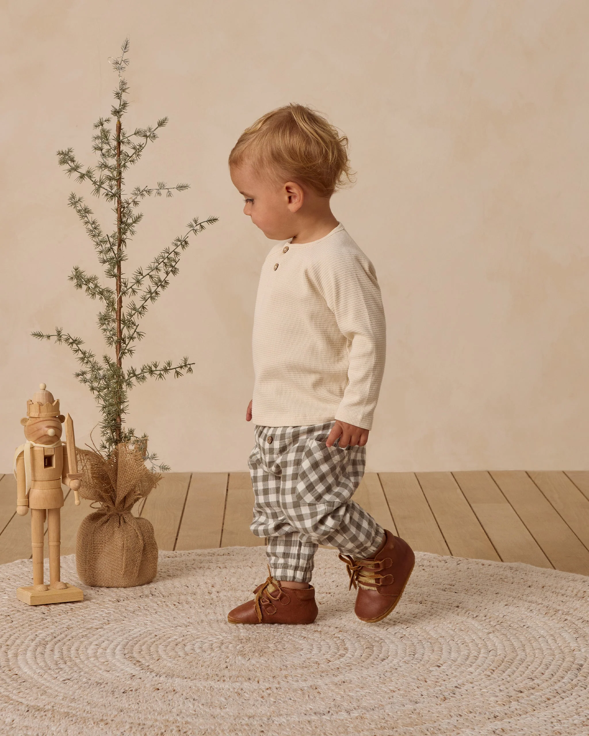 Luca Pant || Forest Check - Image 4